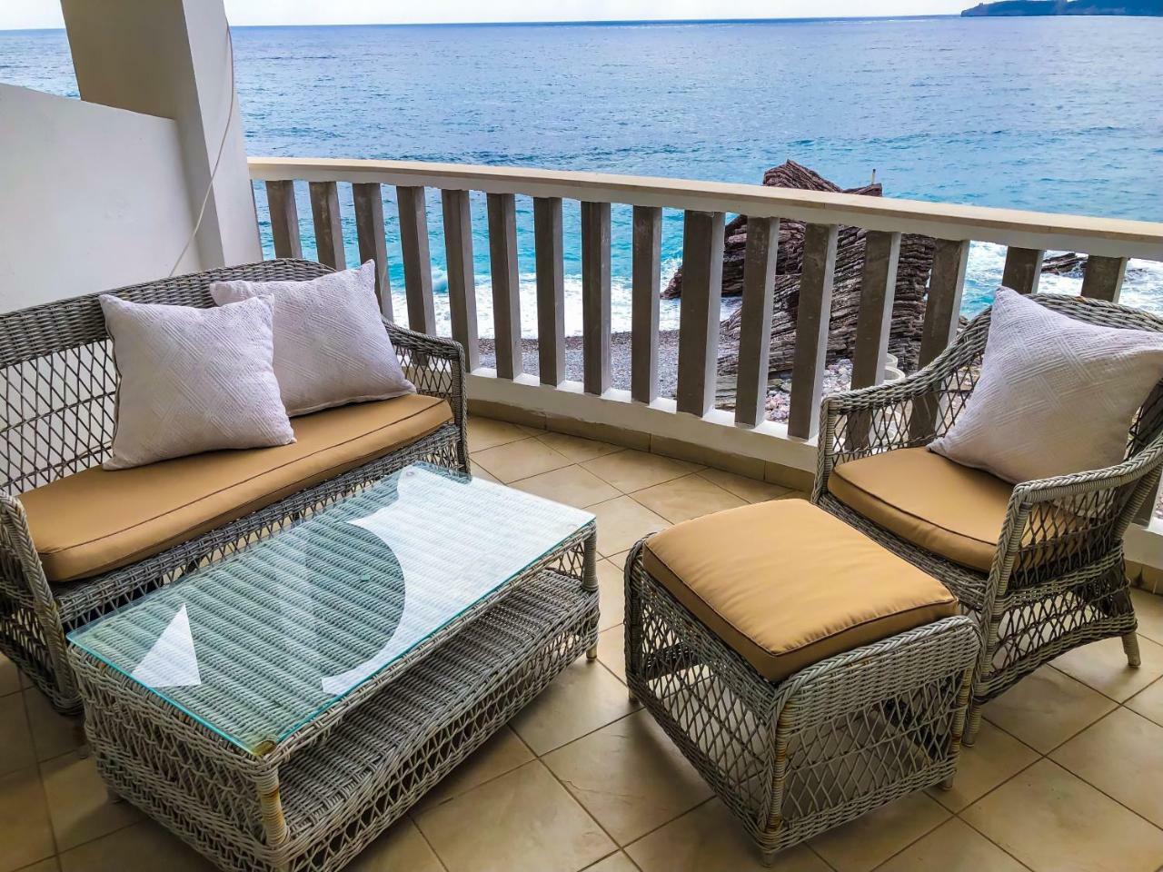 Beach Apartment Rafailovici Exterior photo