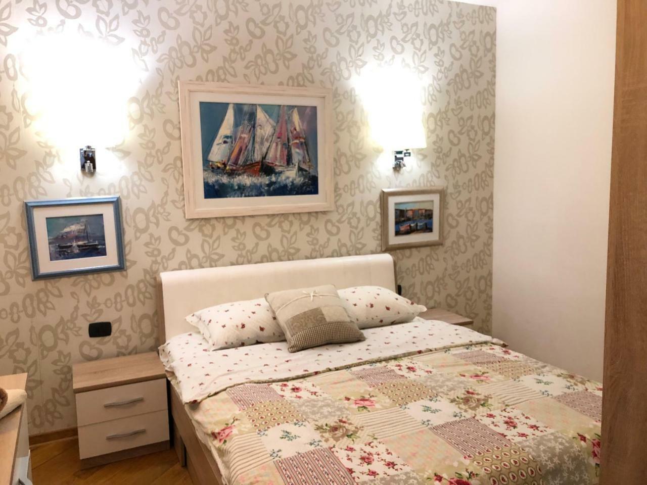 Beach Apartment Rafailovici Exterior photo